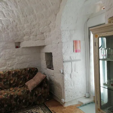 Trullo Pasquale Antico Trullo * Ostuni